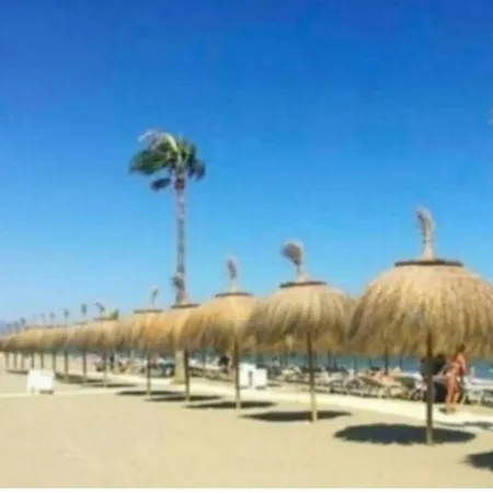 Junto A La Playa Wifi Parking Lägenhet *